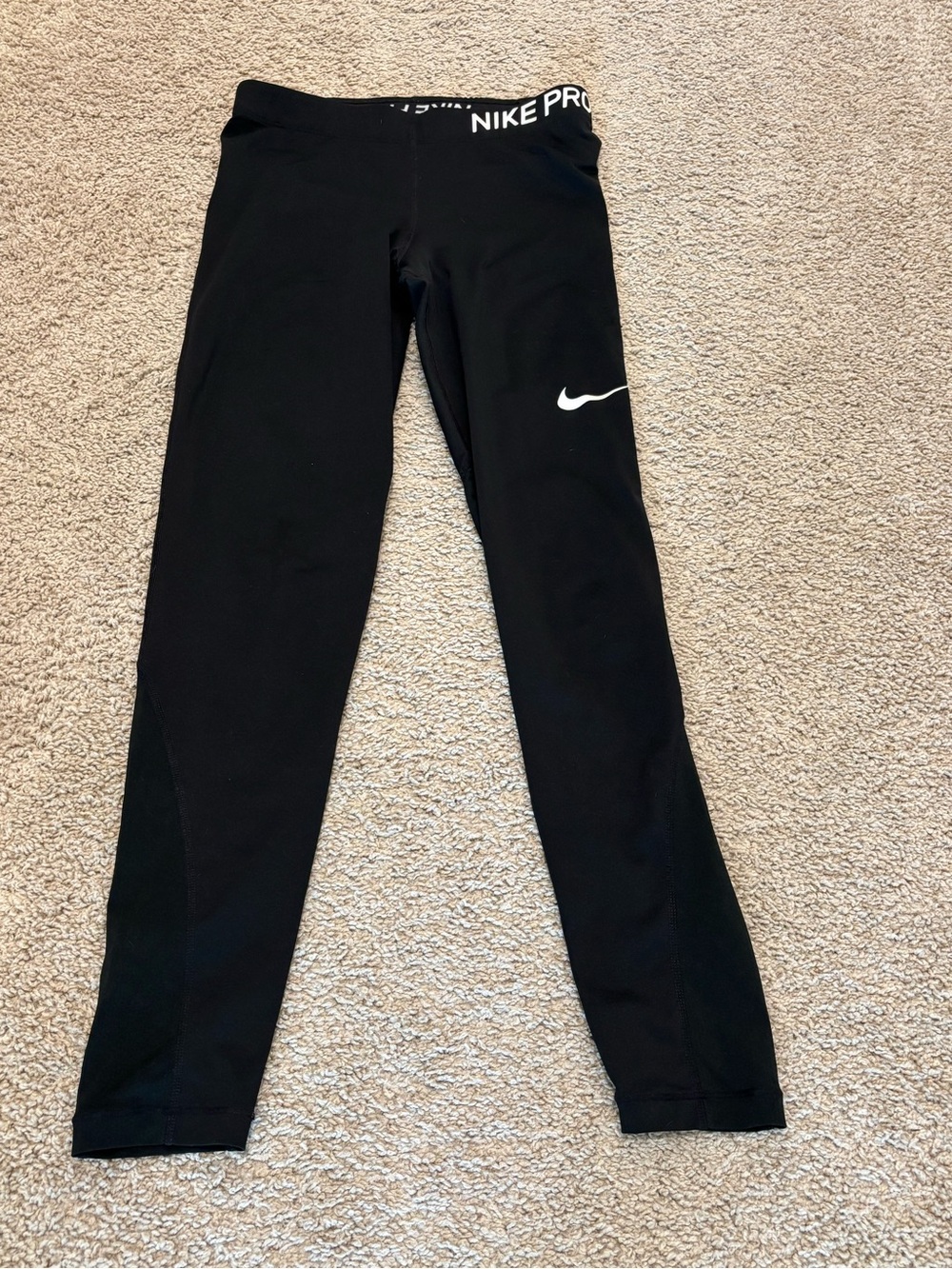Nike Pro Women’s Black Compression Leggings Size M Old Style Logo Waistband